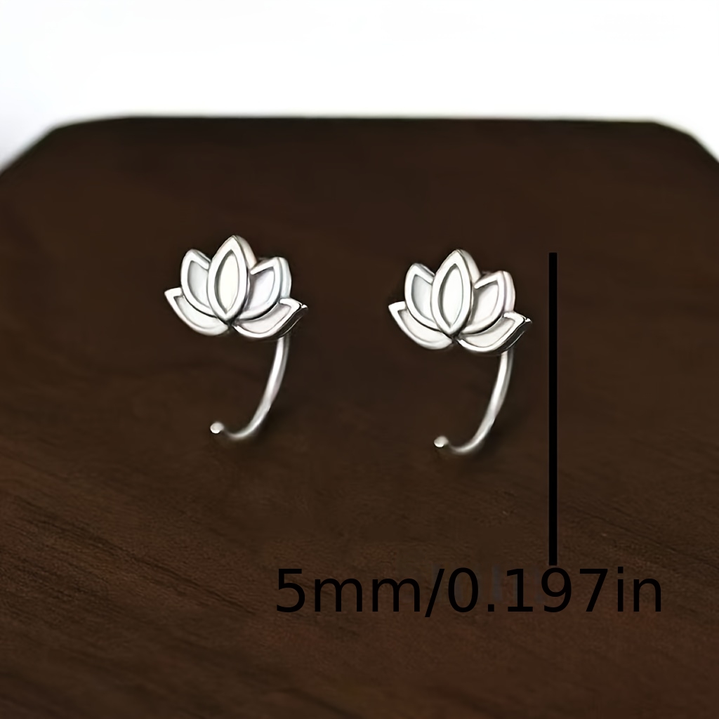Women's Lotus-Shaped Earrings — Exquisite Everyday Elegance